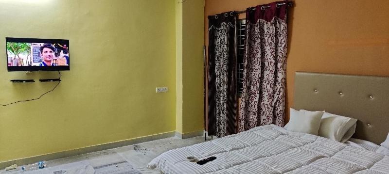 Oyo 81589 Aruna Dwraka Homes Hajdarabad Zewnętrze zdjęcie